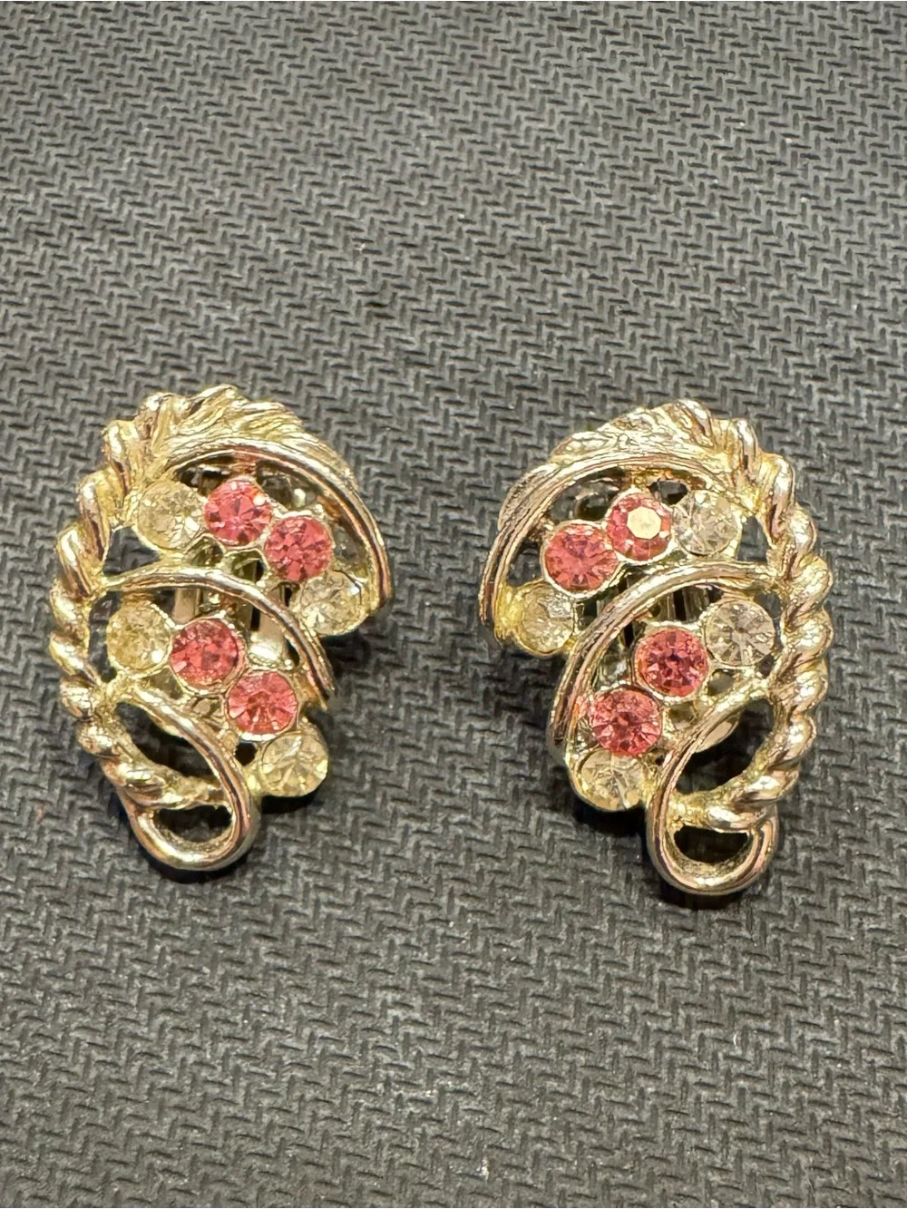 1960s Pink Rhinestones Silver-tone Clip on Earrings